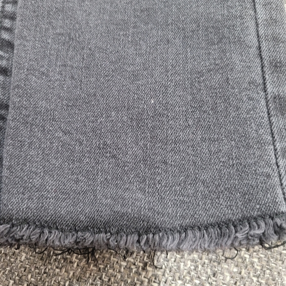 Levi's high rise ankle straight- size 10-12 years - Picture 4 of 5